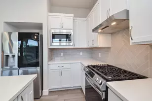 9577 Neuens Rd, Houston, TX 77080 - Photo 12