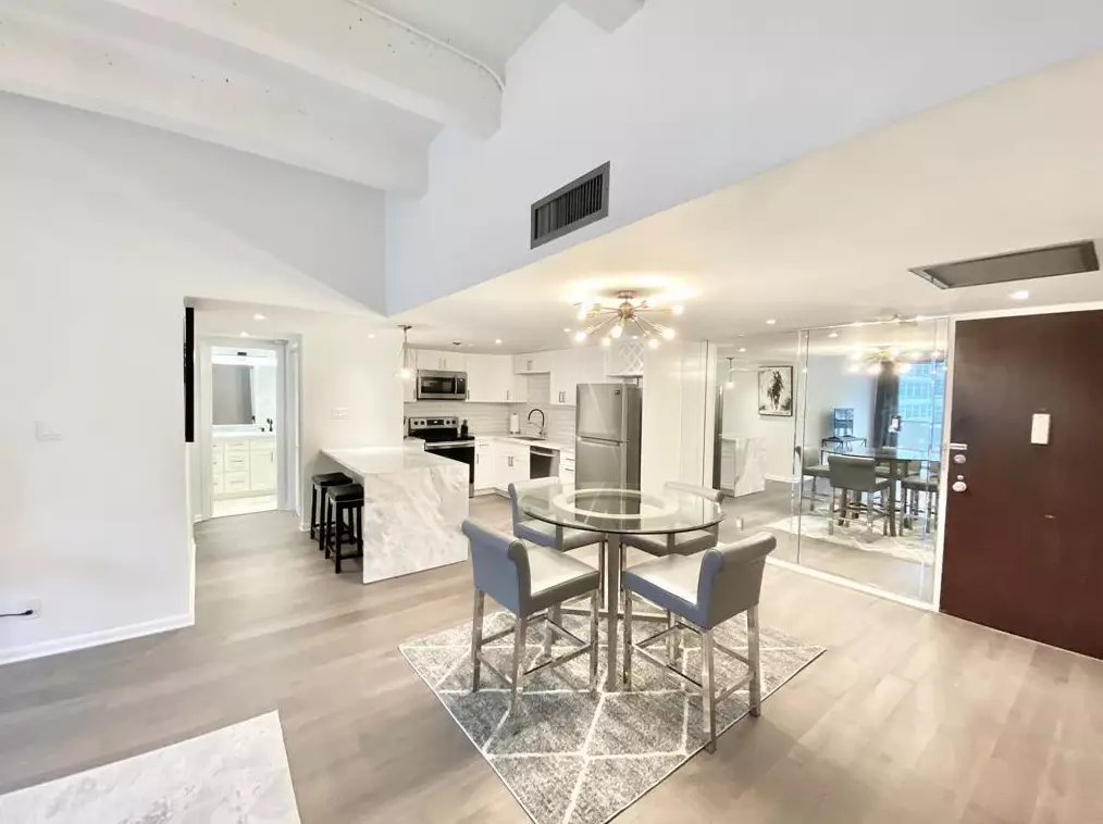 2016 Main St Apt 1013, Houston, TX 77002