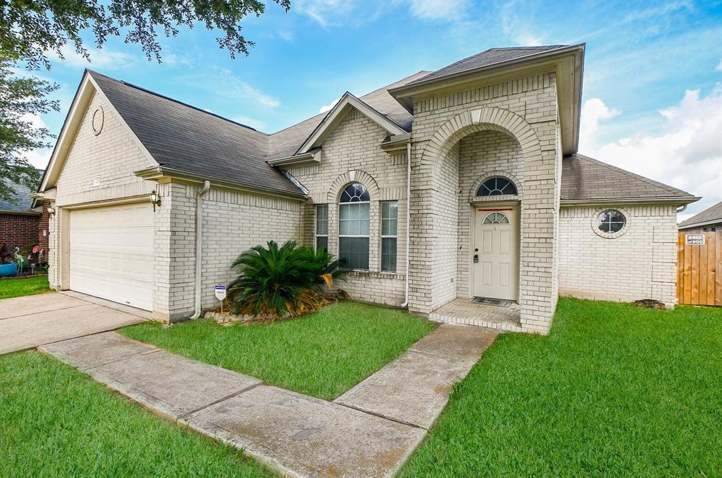 6727 Greenhouse Rd, Katy, TX 77449-8304