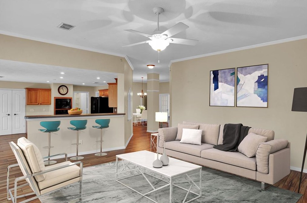 2313 Laurel St, League City, TX 77573-2265