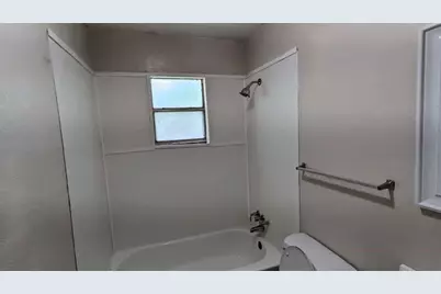 215 Blackshear Street, Tomball, TX 77375 - Photo 10