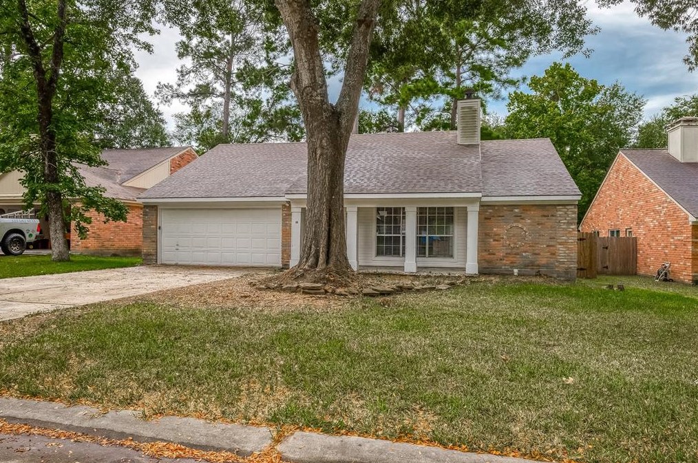 18 Quiet Peace Pl, Spring, TX 77381