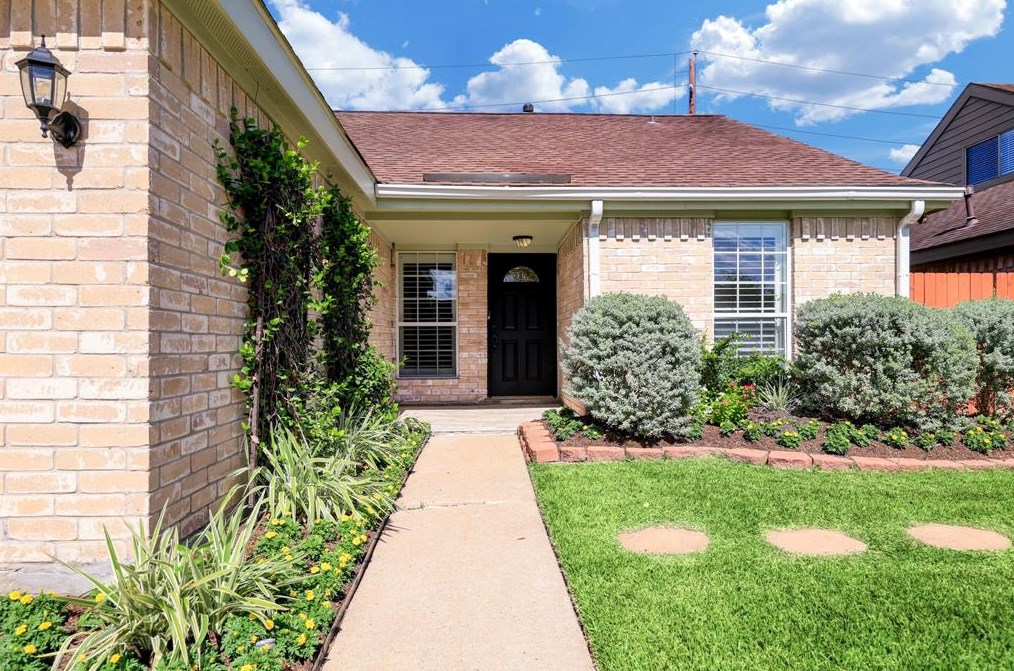 2519 Planters Row, Sugar Land, TX 77478