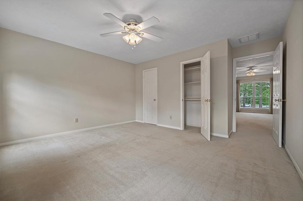 15971 Knl Ldg Dr, Houston TX  77095-1670 exterior