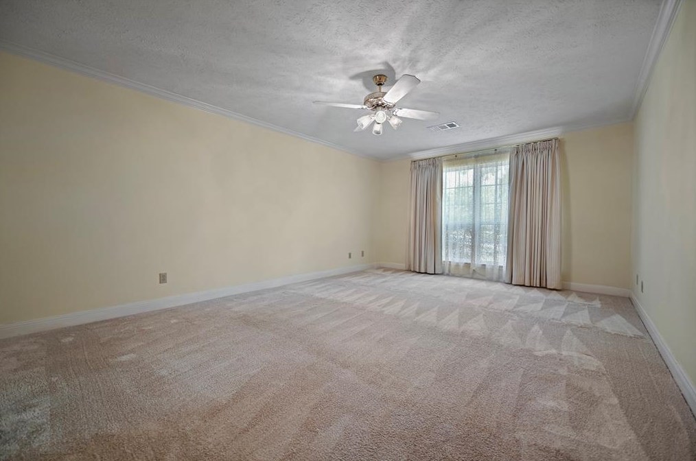 15971 Knl Ldg Dr, Houston TX  77095-1670 exterior