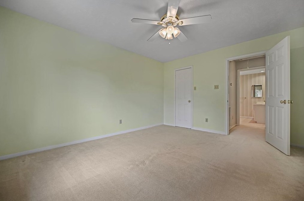 15971 Knl Ldg Dr, Houston TX  77095-1670 exterior