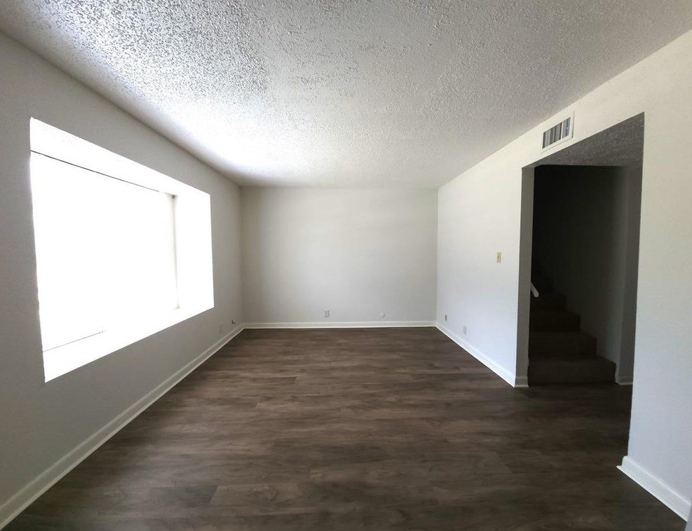 11002 Hammerly Blvd Apt 216, Houston, TX 77043