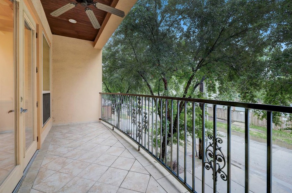 1805 Arbor St, Houston, TX 77004