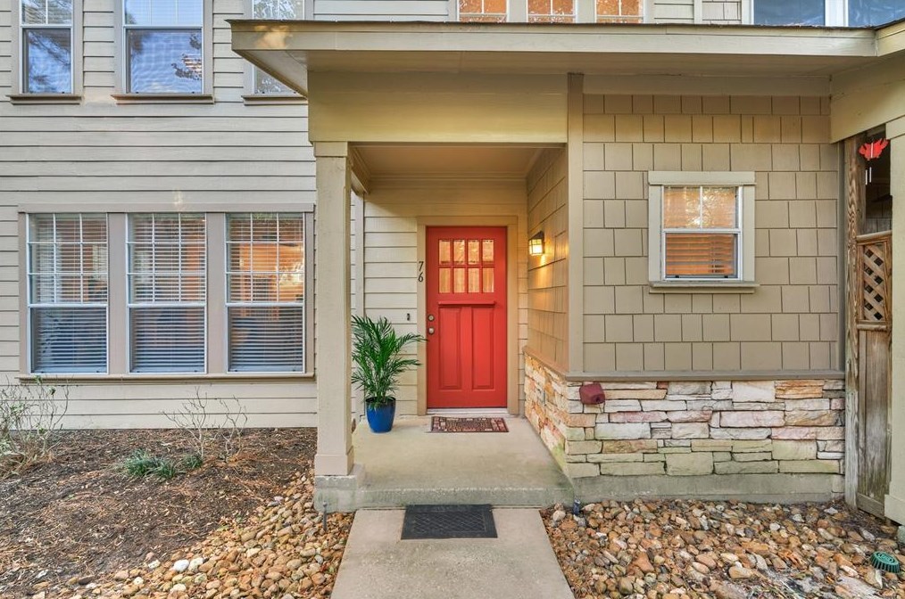 76 Scarlet Woods Ct, Spring TX  77380-2606 exterior