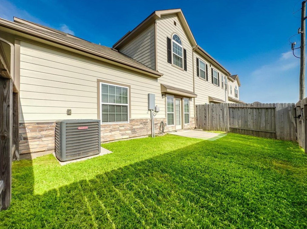 2303 Bermuda Palms Dr, Missouri City, TX 77459