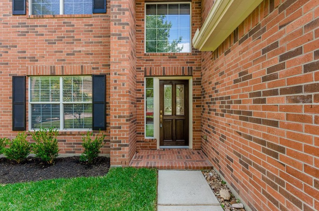 138 Spindle Tree Cir, Spring TX  77382-1476 exterior