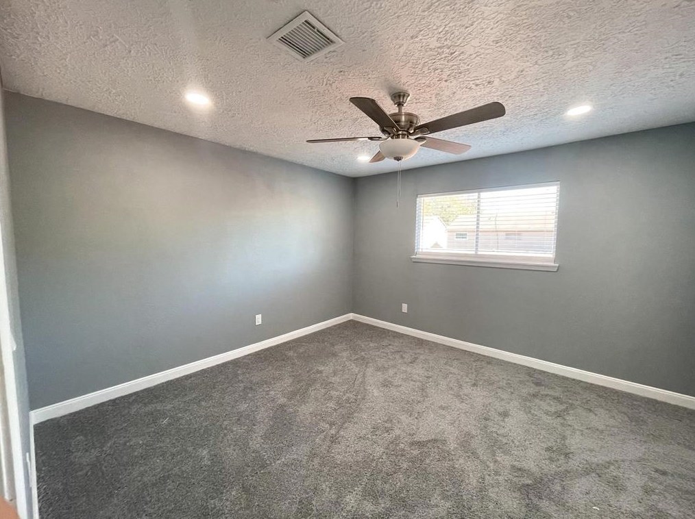 7268 Crownwest St, Houston TX  77072-2214 exterior
