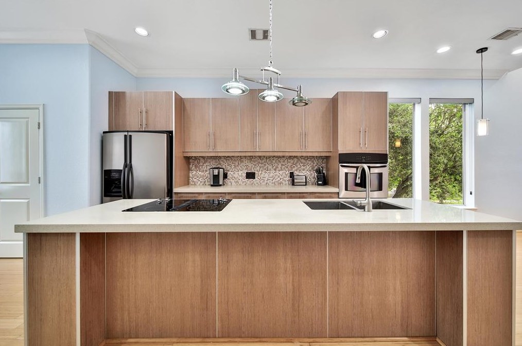 2718 Clay St, Houston TX  77002-7504 exterior