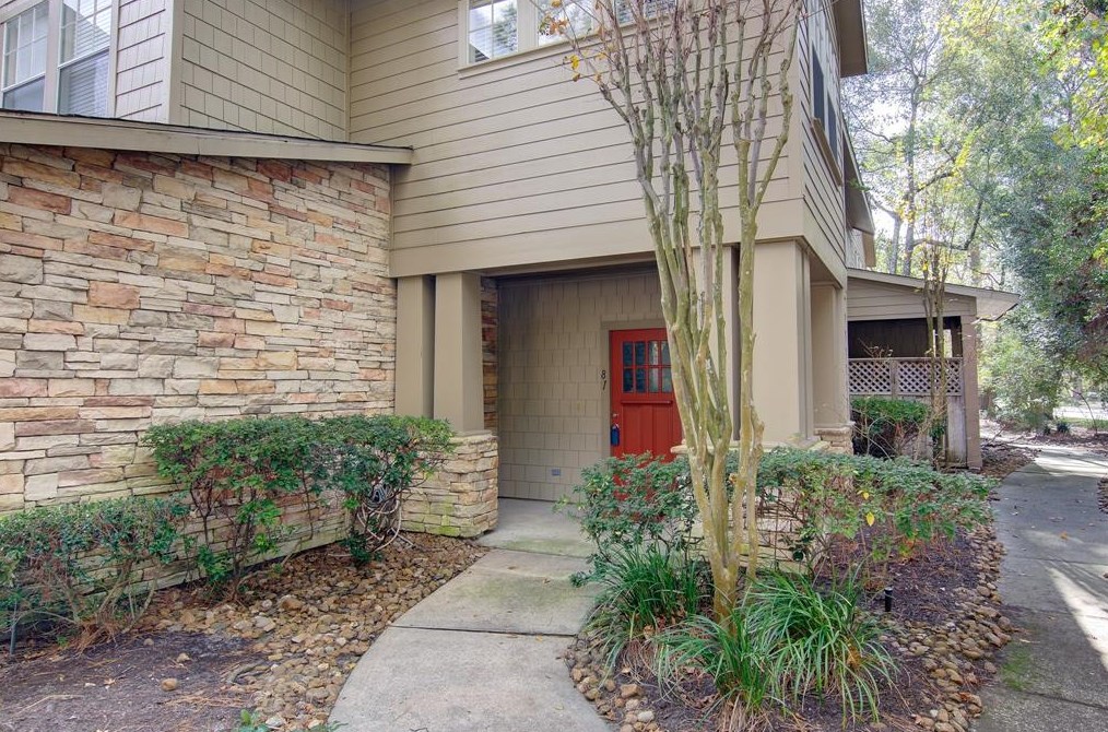 81 Scarlet Woods Ct, Spring, TX 77380