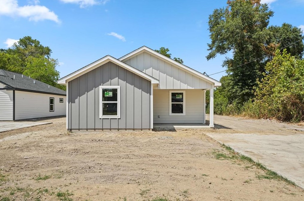 5205 Westbrook Rd, Houston, TX 77016-3630