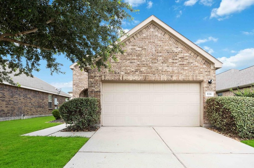 1726 Kilmory Ct, Houston, TX 77014-1547