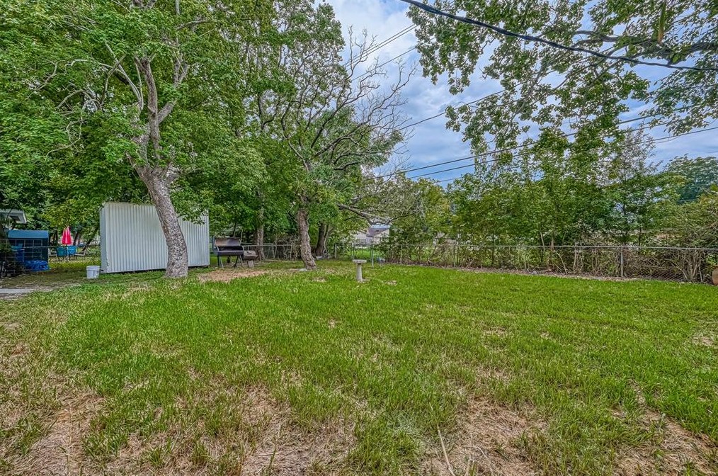 9906 Carmalee St, Houston TX  77075-5103 exterior