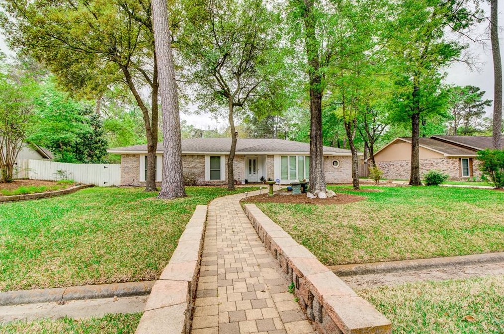 214 Wickwood Dr, Spring, TX 77386-1133