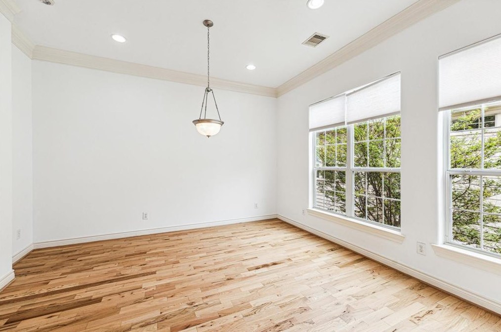 5966 Kansas, Houston TX 77007-1111 exterior