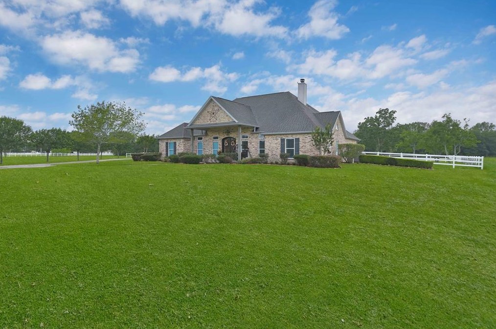 8420 Anastasia Ave, Beaumont, TX 77705