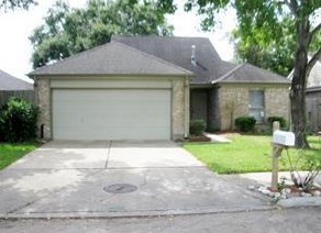 2022 Highland Hills Dr, Sugar Land TX  77478-4361 exterior