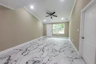 1306 N 9th St, Conroe, TX 77301 - Photo 30
