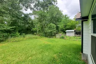 1306 N 9th St, Conroe, TX 77301 - Photo 48