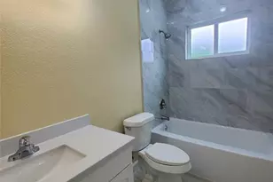 1306 N 9th St, Conroe, TX 77301 - Photo 44