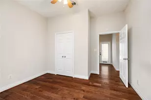 1808 Fletcher St, Houston, TX 77009 - Photo 8