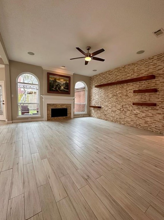 1326 Forest Dr, Houston TX  77043-4537 exterior