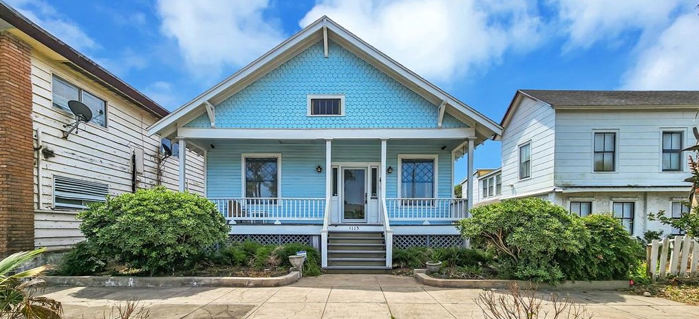 1115 Broadway St, Galveston, TX 77550
