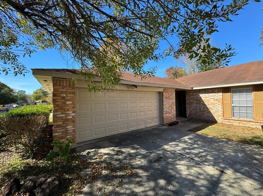 6419 Archgate Dr, Spring TX  77373-7354 exterior