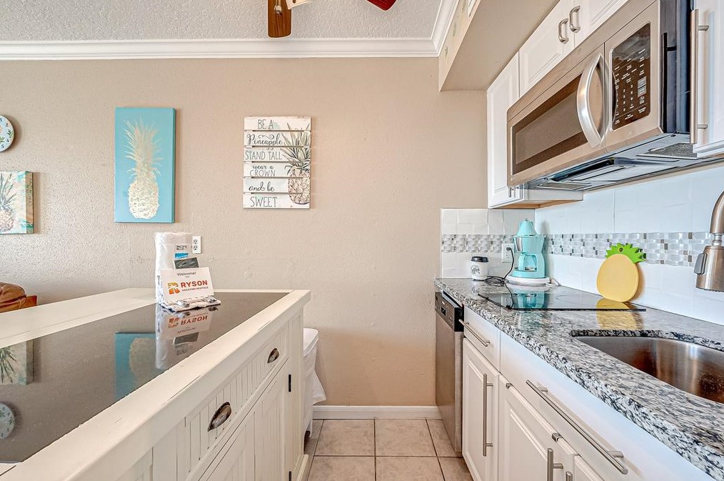 6300 Seawall Blvd, Galveston TX  77551-2099 exterior