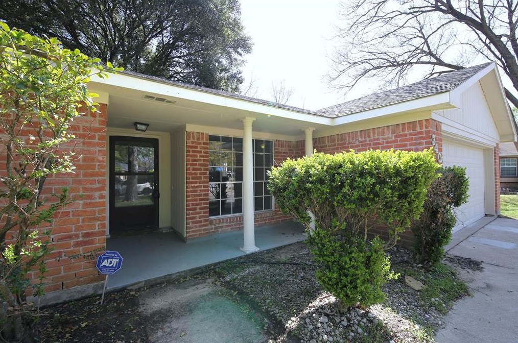 3403 Pine Ridge Ln, Houston, TX 77088