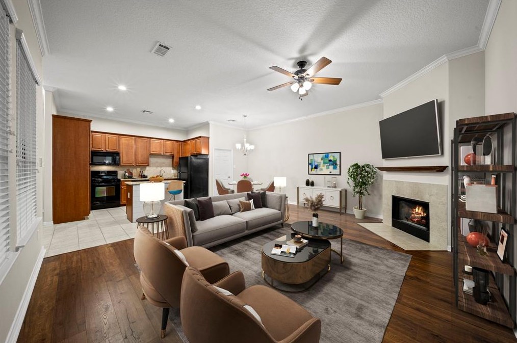 916 Sweet Pine Dr, Katy, TX 77450