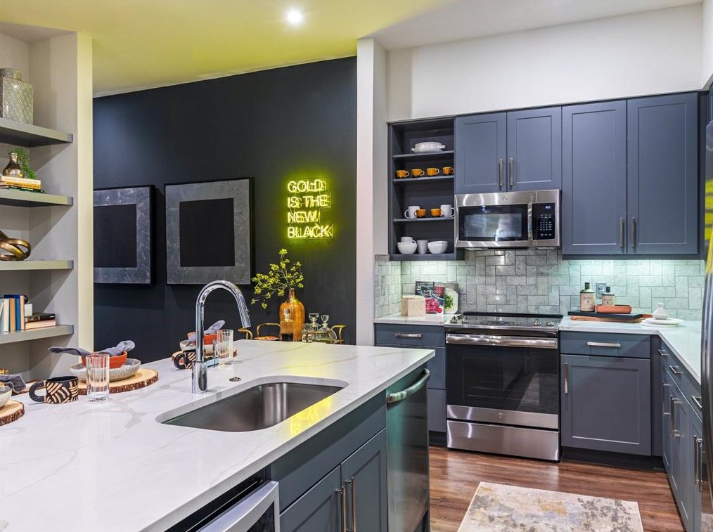 500 Energy Way #a6-6111, Fort Worth, TX 76102