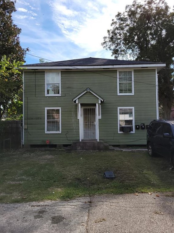 4410 Engleford St, Houston, TX 77026-4920