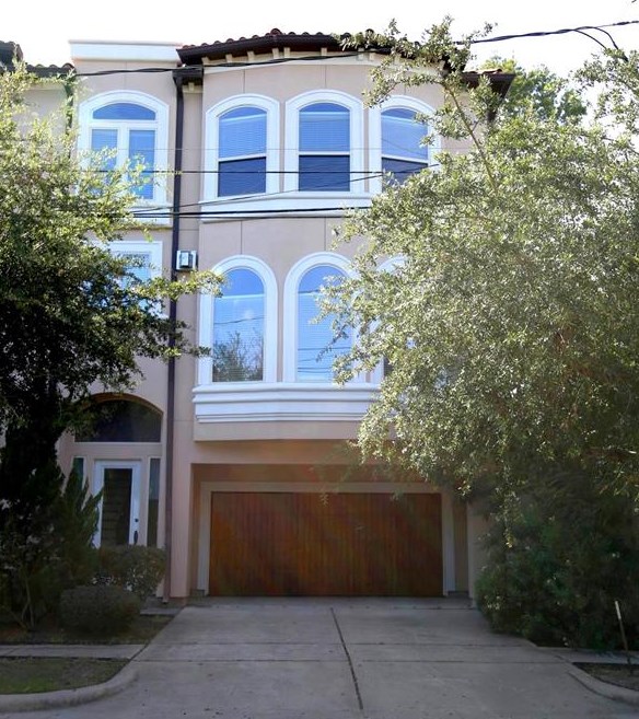 706 Welch St, Houston, TX 77006-1308