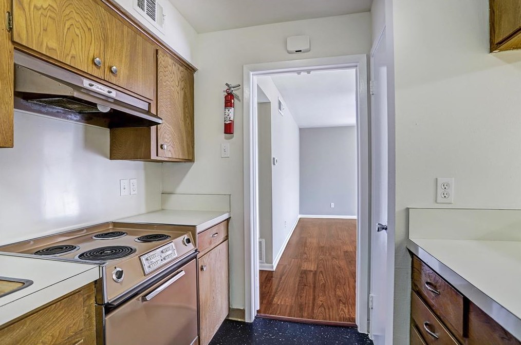 229 Westmoreland St #10, Houston, TX 77006