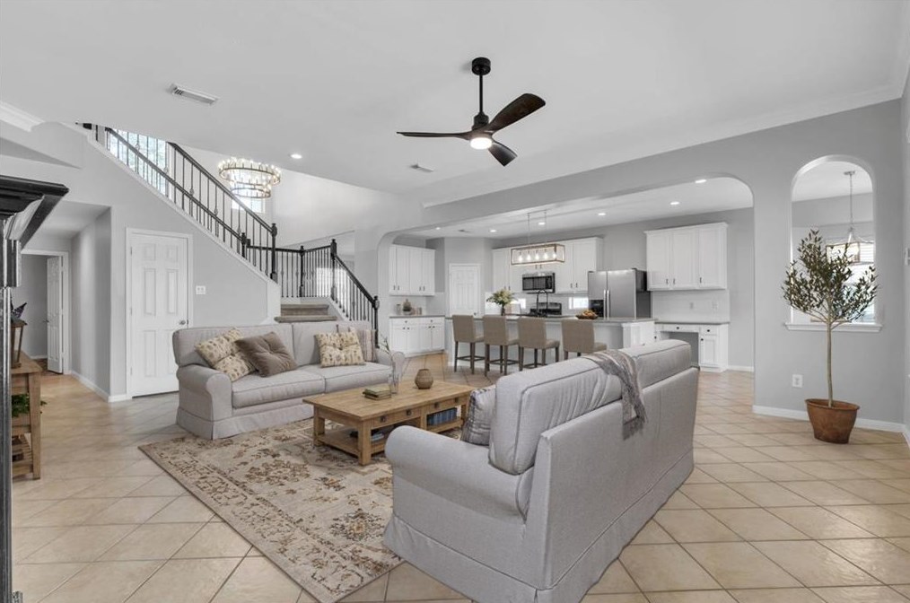 2525 Dry Bank Ln, Pearland TX  77584-2516 exterior