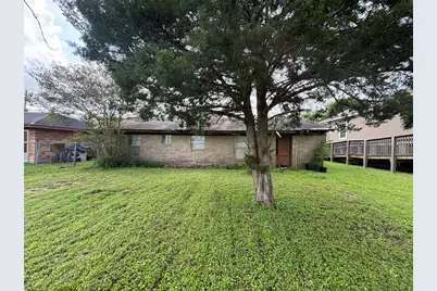 503 Correll, Wharton, TX 77488 - Photo 2