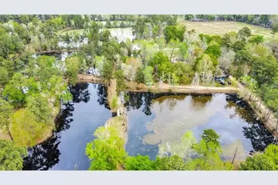 18207 Lark Lane, Conroe, TX 77384 - Photo 6