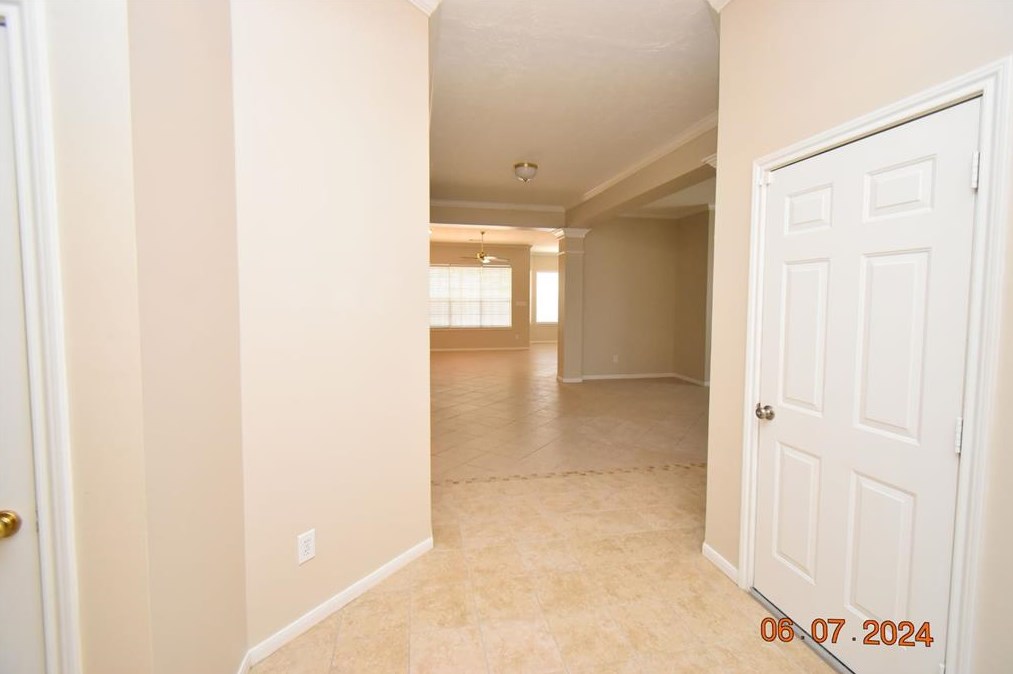 1626 Diamond Brook Dr, Houston, TX 77062