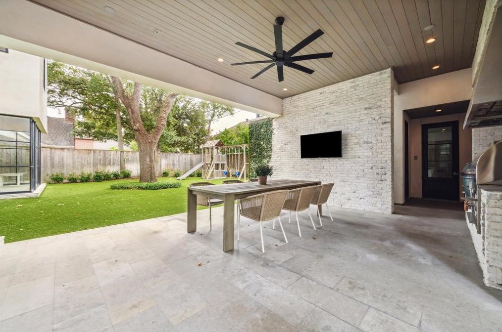 3729 Nottingham St, Houston TX  77005-1409 exterior