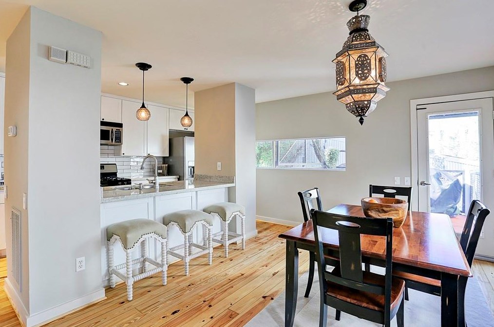 658 Lester St, Houston TX 77007-5223 exterior