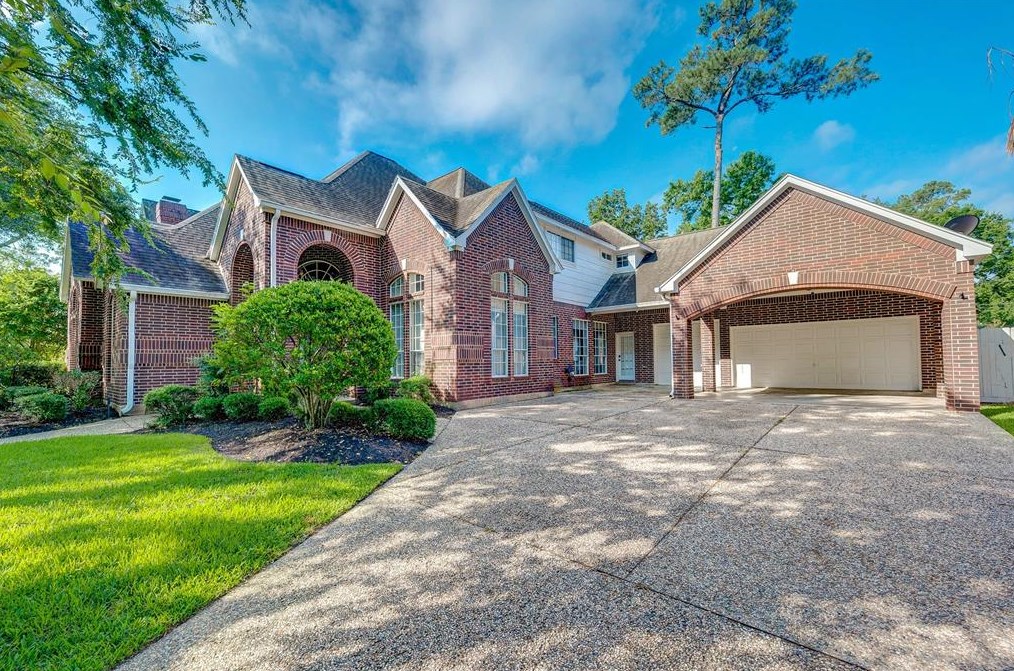 16119 Lafone Dr, Spring TX  77379-7666 exterior