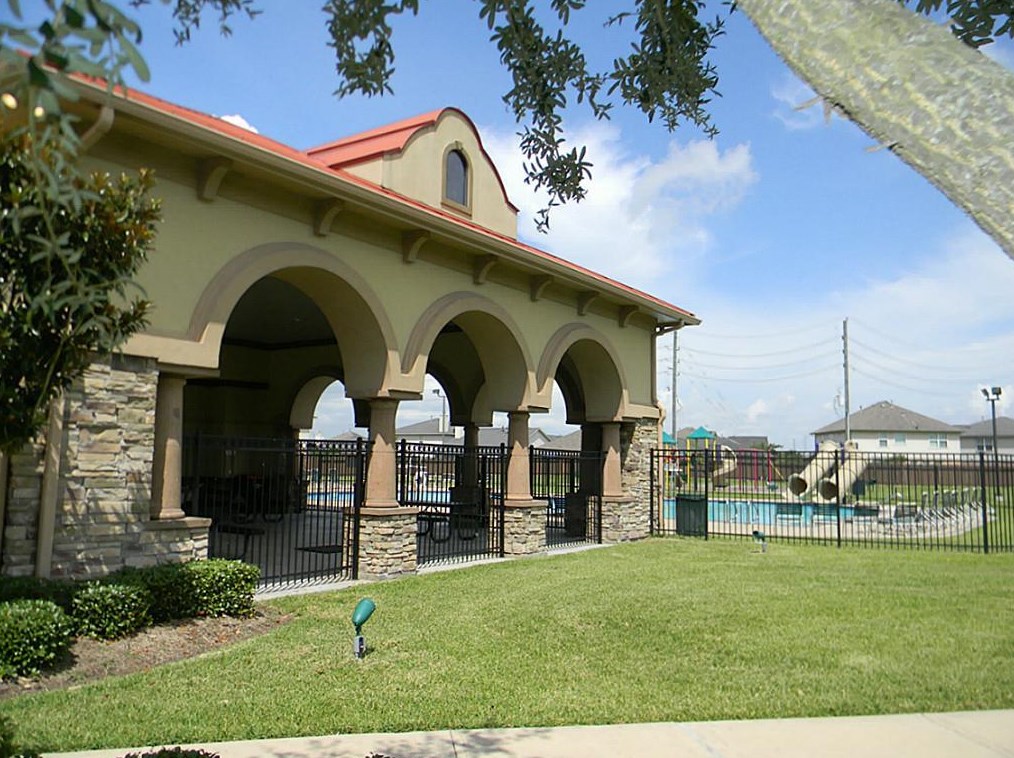 18227 Mossy Creek Ln, Richmond TX  77407-5072 exterior