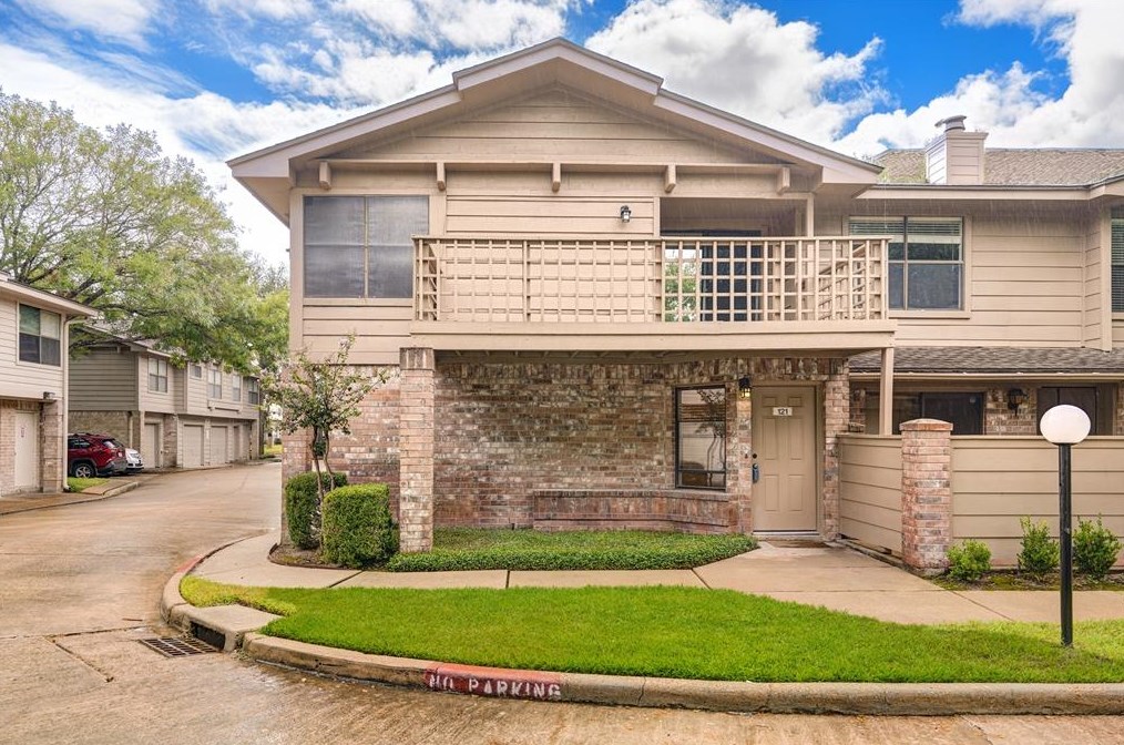 2711 Grants Lake Blvd Apt 121, Sugar Land, TX 77479