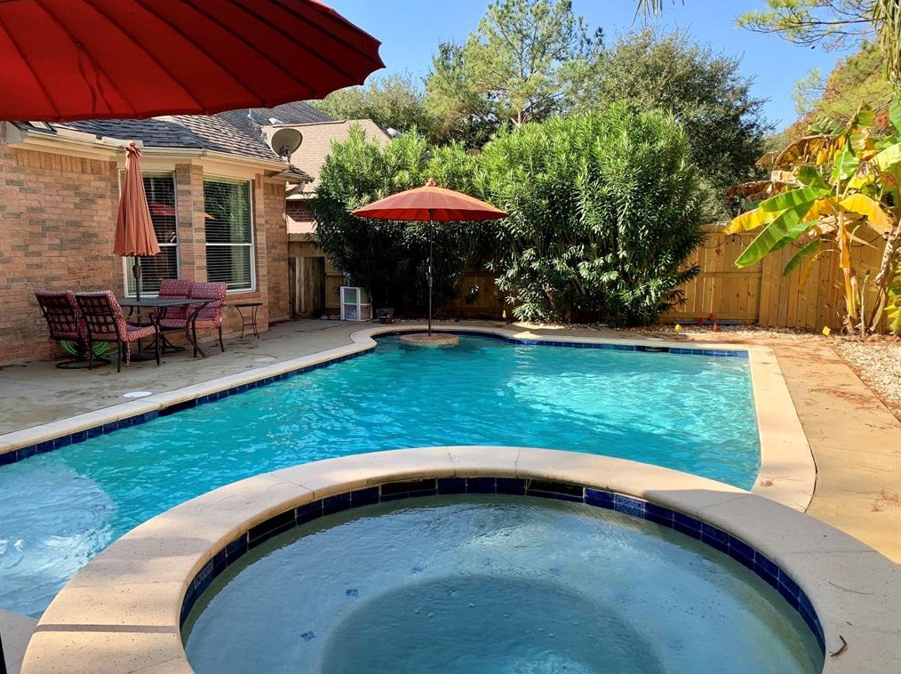9510 Laurel Crk, Houston TX  77040 exterior