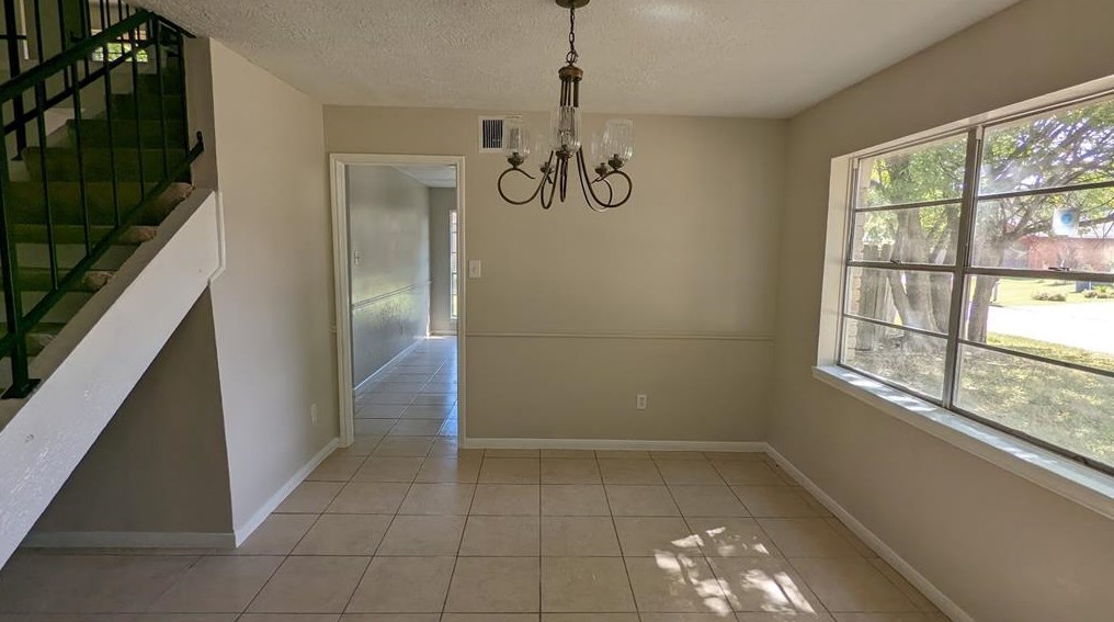 13802 Chuckwood Rd, Houston TX  77038-1110 exterior